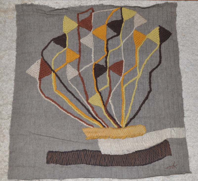 INV 038 tapestry on wool 30x30